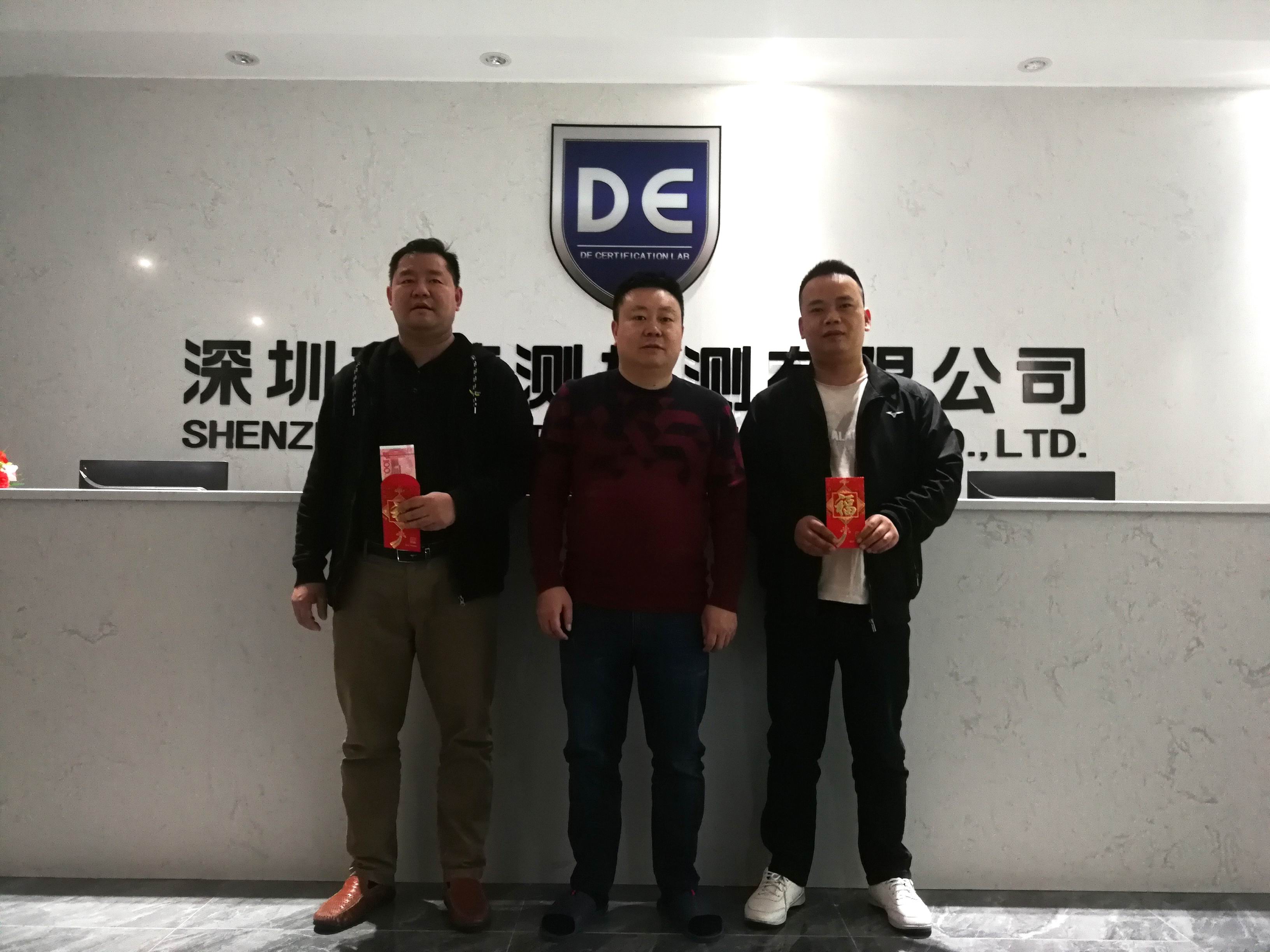 f41dc9acc5a97a1ec4f7c5e5dd6052d0.jpg